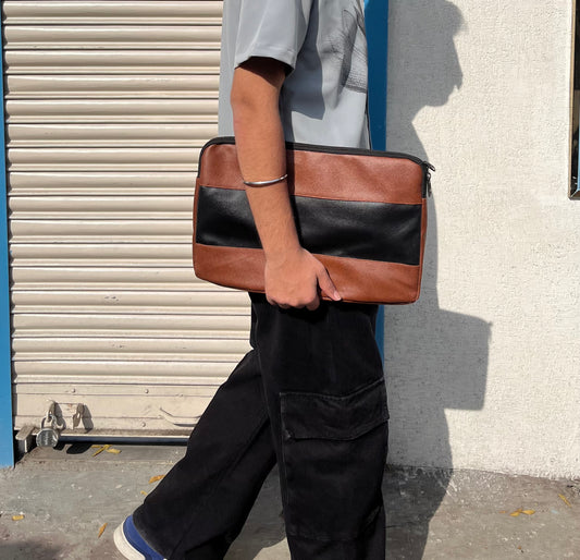 EcoLume VoyagerPremium Leather Laptop Sleeve - Fresh Thoughts